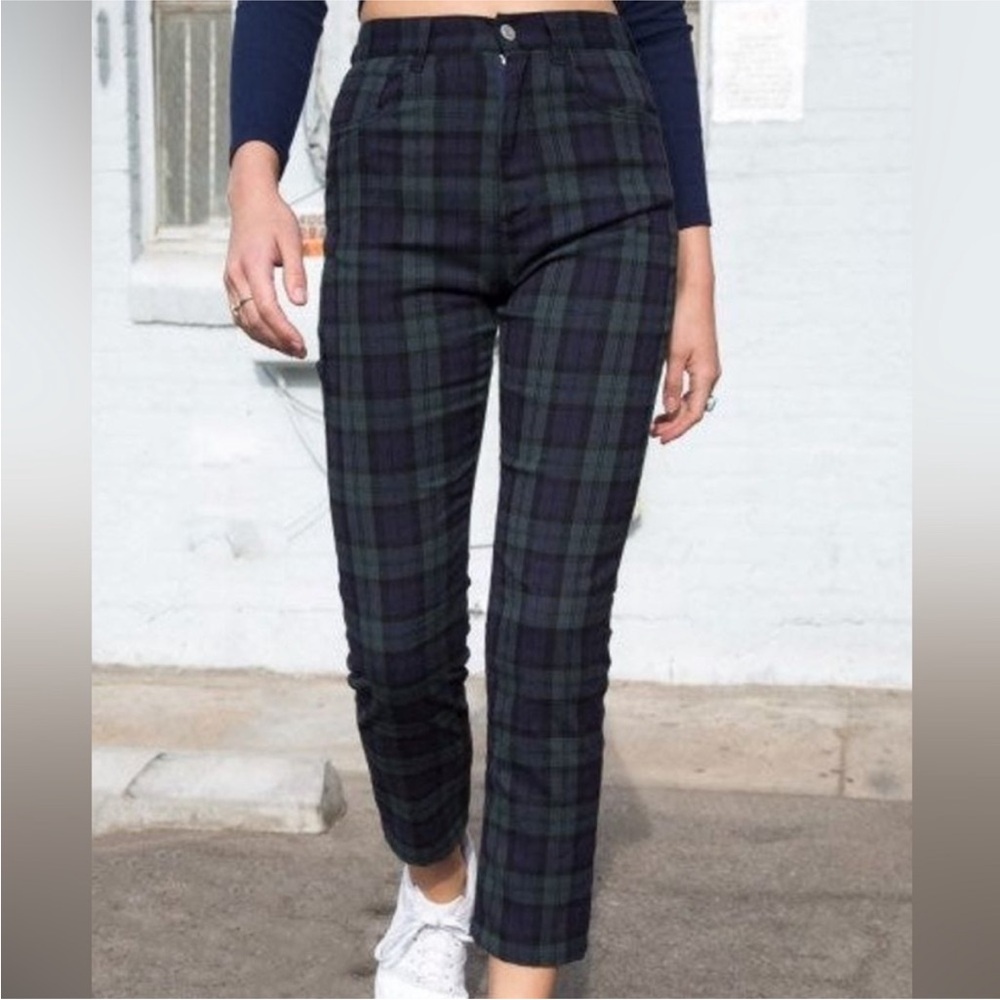 Brandy Melville John Galt Green and Blue Plaid Cropped Ankle Pants